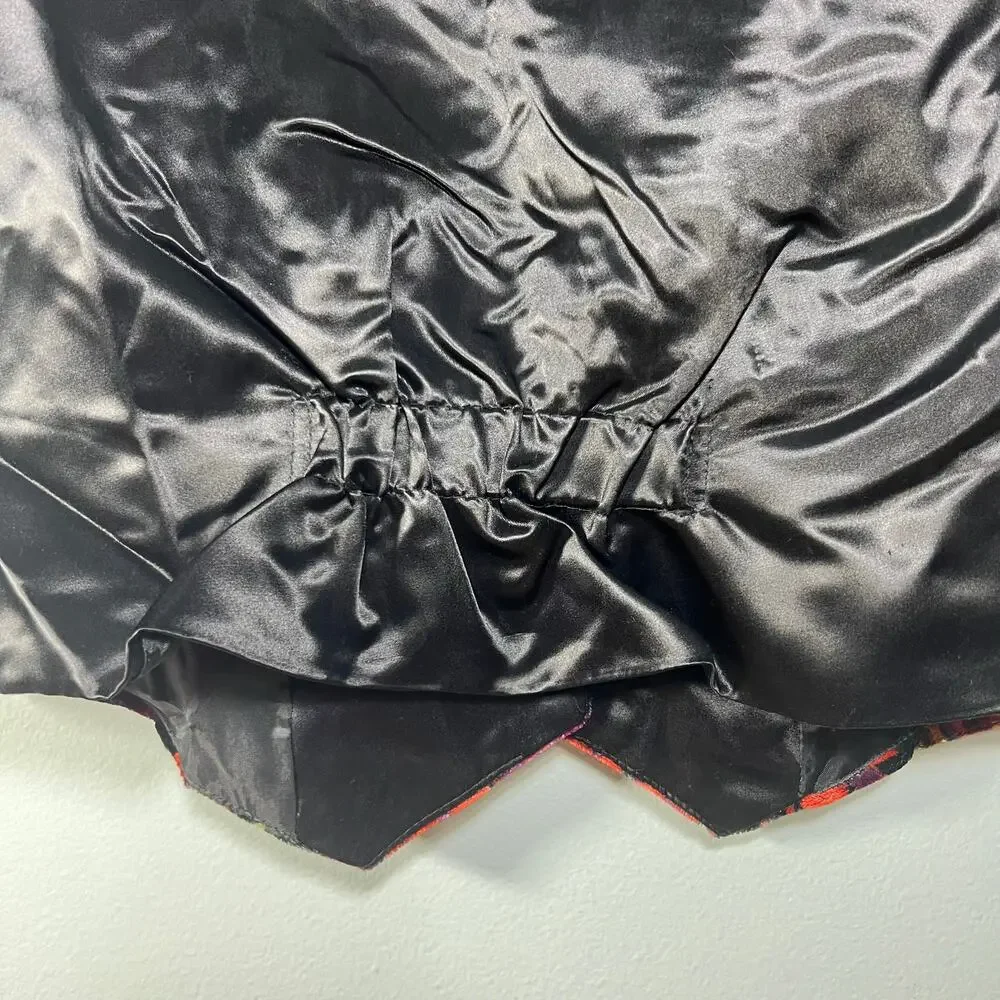 Women's Red Floral Vest - Picture 8 of 11